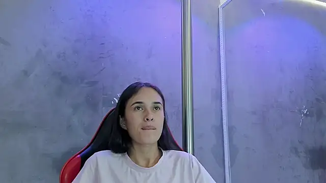 Chat +18 de alice__susan ao vivo