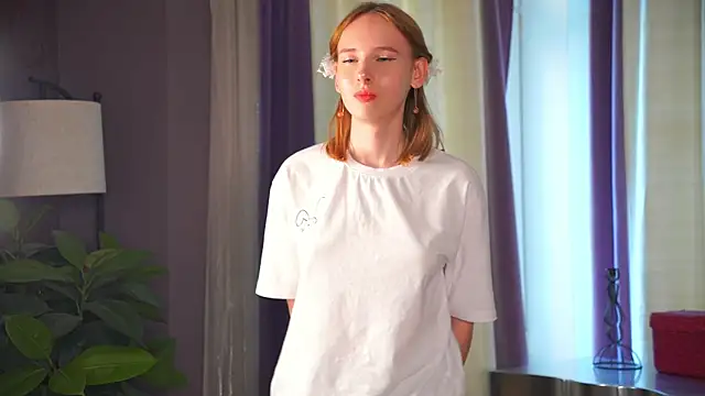 HelaineLube Chat XXX live