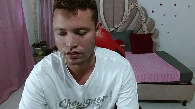 دردشة sven_fox723 الجنسية المباشرة