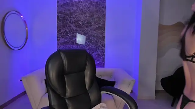 BellaStormX Chat XXX in diretta