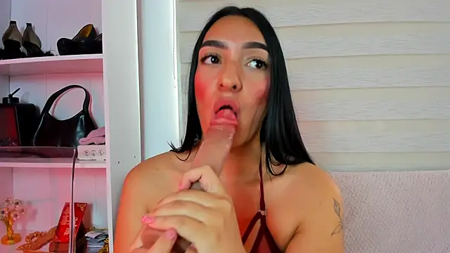 missallydoll Adlı Modelin Canlı XXX Sohbeti
