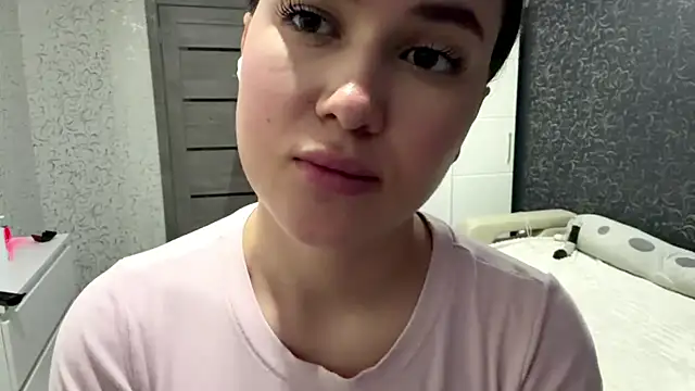 cuteshowy Live XXX-chat