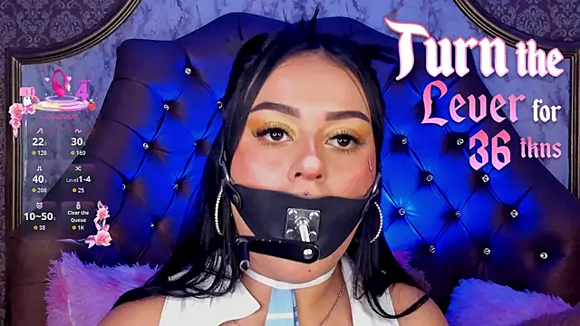 SoffiQueen: απευθείας συνομιλία ΧΧΧ