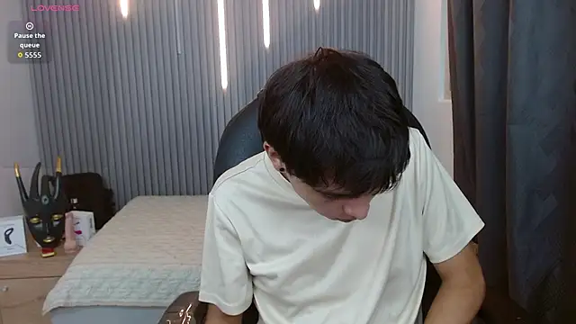 StiwenTwink XXX чат на живо