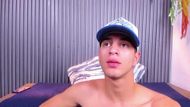 Tyler_Noir's Webcam Show
