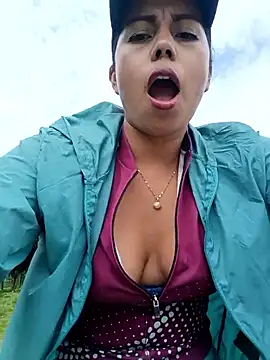 _andrea30 라이브 XXX 채팅