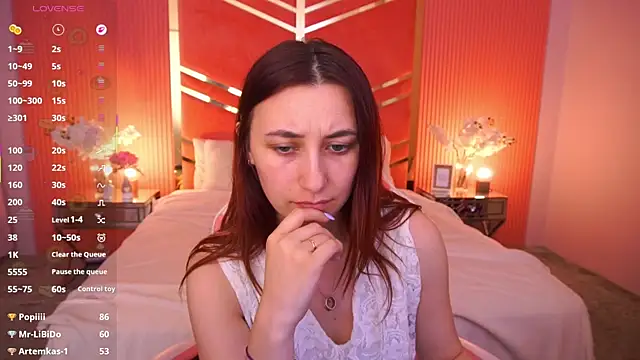 RoxieRay Chat XXX in diretta