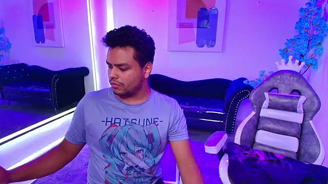 Chat XXX ao vivo de TarlyWho