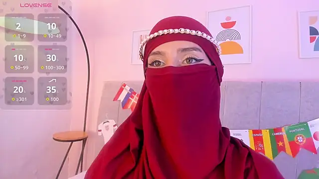 rawiya Adlı Modelin Canlı XXX Sohbeti