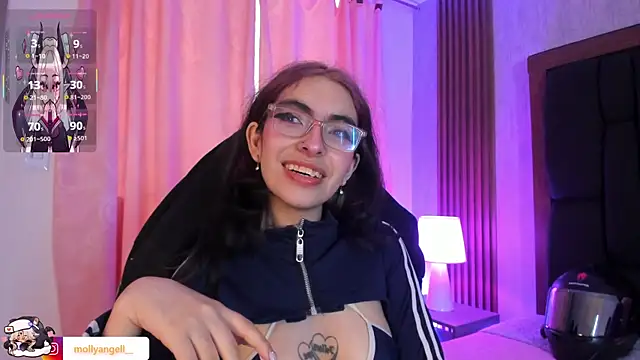 Molly_A Chat XXX in diretta