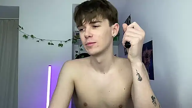 YourMilkyGuy Live XXX-Chat
