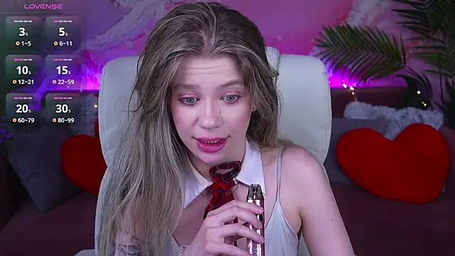 XXX chat uživo modela SandyLayy
