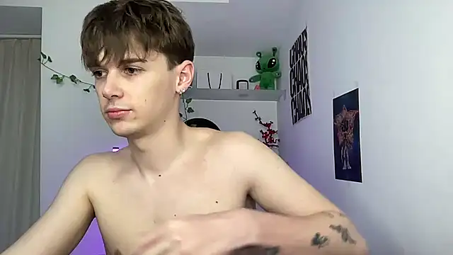 XXX chat uživo modela YourMilkyGuy