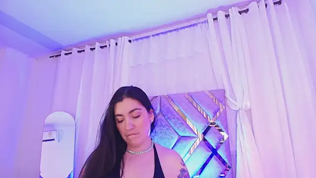 KathiaJenner Live XXX-chat