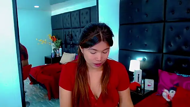 Cloelombard Chat XXX live