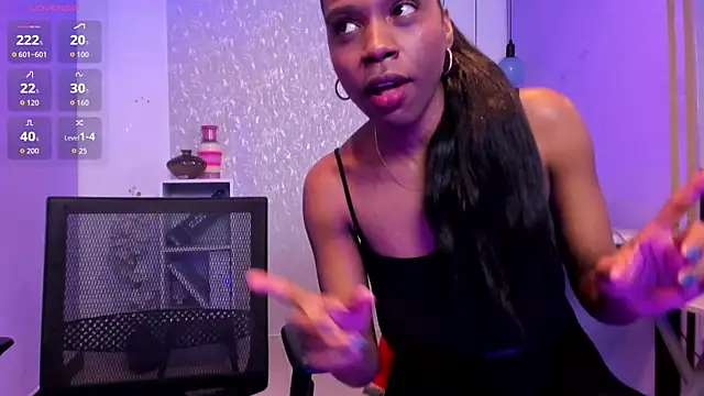 XXX chat uživo modela TomLondon_