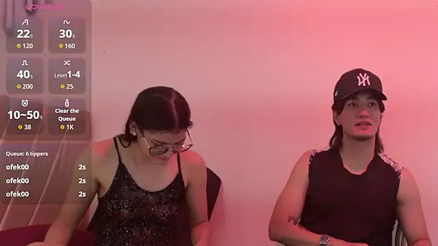 Chat XXX en directo de sweetauracouple