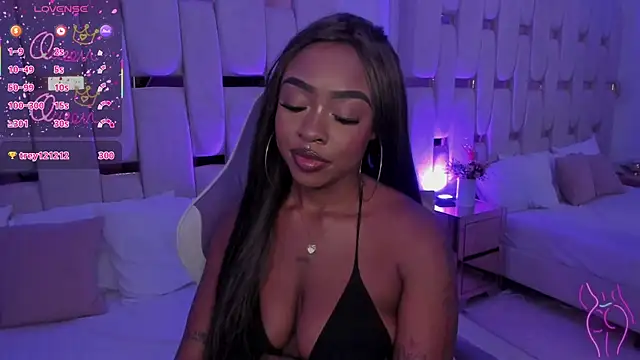 XXX chat uživo modela mia_schwarz