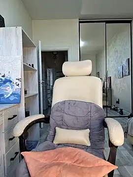 XXX chat uživo modela Monna
