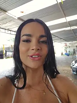 XXX chat uživo modela CataleyaRusso