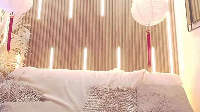 XXX chat uživo modela Velvet_Curly