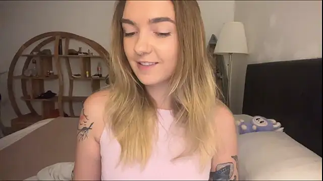XXX chat uživo modela RoxyWet