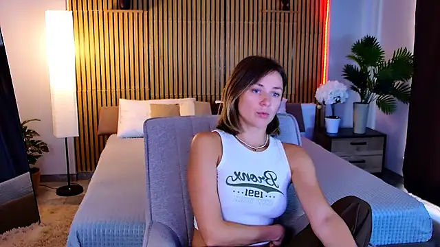 XXX chat uživo modela EmeraldGlow