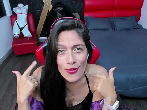 XXX chat uživo modela AnnyMilet_