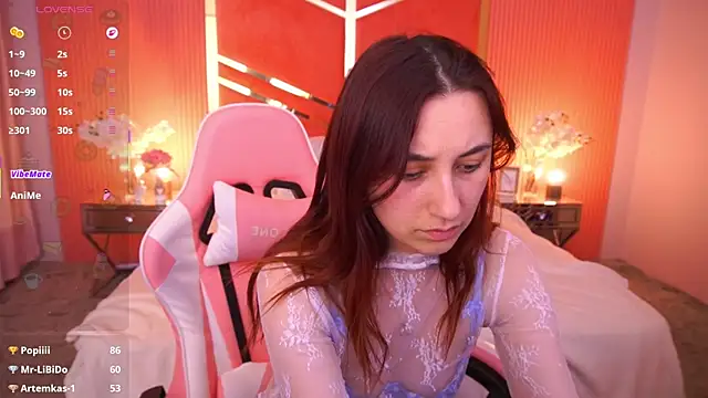 XXX chat uživo modela RoxieRay