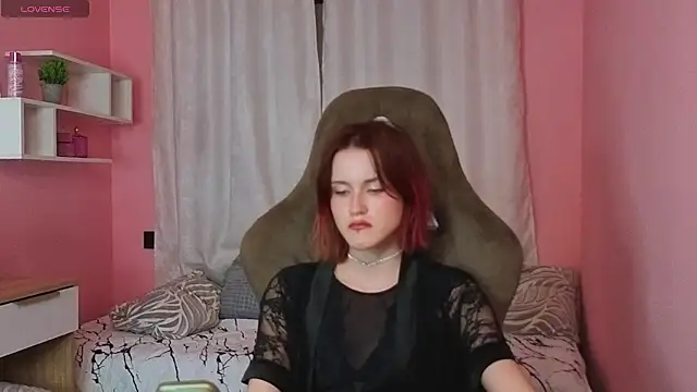 XXX chat uživo modela Nika_Fairy