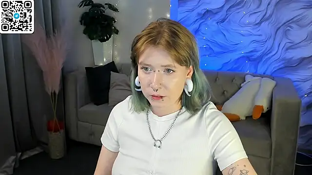 Chat XXX en directo de Elira_Vane