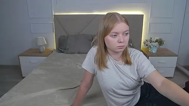 XXX chat uživo modela MadlenMelo