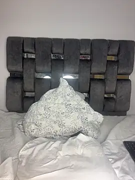 แชท XXX สดของ PilarJones_