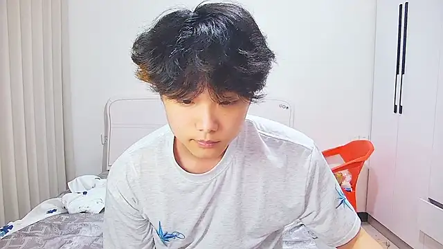 icecream-002's Live XXX Chat