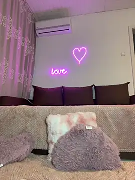 Sabrinedivinee – Naživo XXX chat