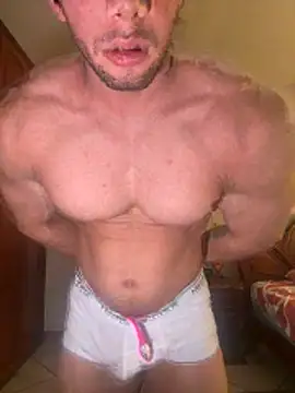 Valentinacouple Show in webcam