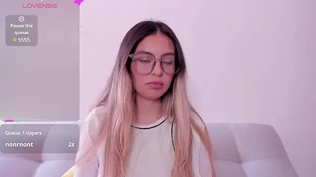 Fernanda_aaaa Chat XXX live