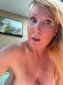 EmmaInLove23 – Live XXX-chat