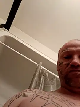 AstralPhase900 Show in webcam