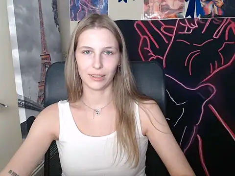 StrangerGi Live XXX-chat