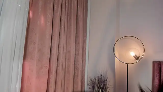 Christy_Sea 即時 XXX 聊天