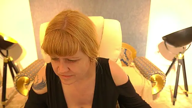 BellaLaPetit Live XXX-Chat