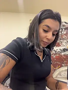 Czat XXX na żywo – AlyssaRay
