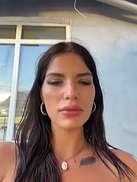 RaniaSnow Chat XXX live
