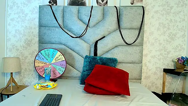 XXX chat uživo modela KimberlyFox_t