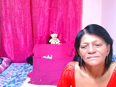 دردشة sluttyrox الجنسية المباشرة