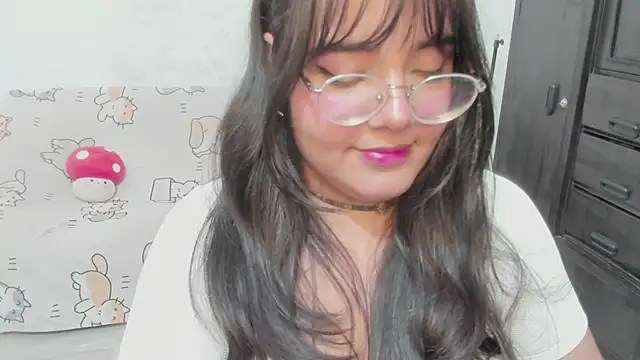 צ'אט XXX בשידור חי של Naoko_7w7