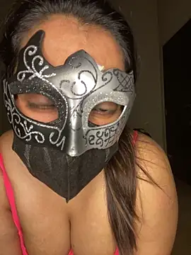 LioraWance's Live XXX Chat