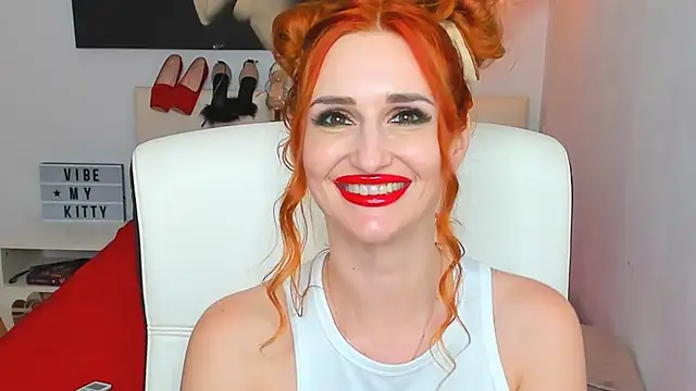 XXX chat uživo modela Red_Fairy_