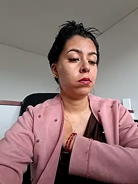 Chat XXX en directo de Luianna